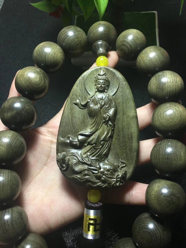 古玩雜項(xiàng)楠木手串觀音菩薩雕件拍賣,當(dāng)前價(jià)格900元