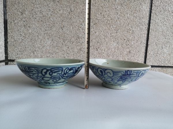 古玩陶瓷清中期福建青花淡描花卉紋碗拍賣,當(dāng)前價(jià)格350元