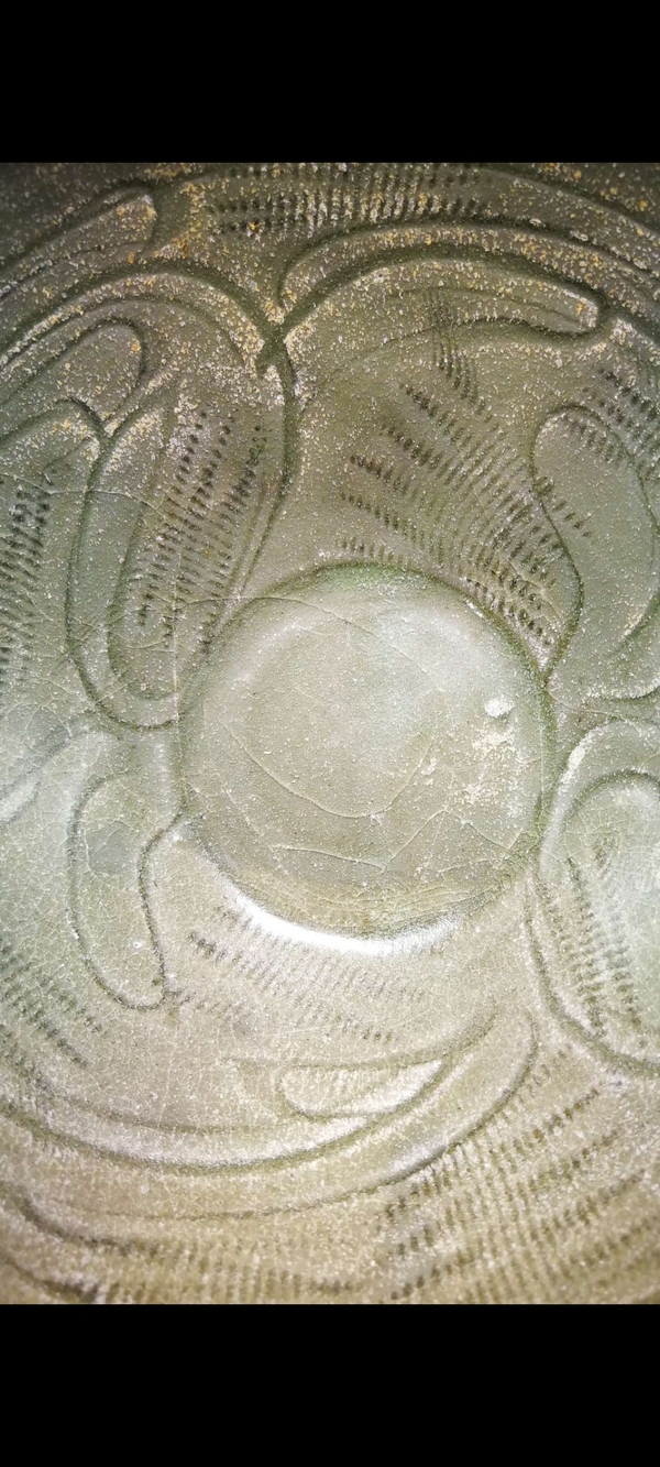 古玩陶瓷【北宋精品】同安窯珠光青瓷刻花碗拍賣(mài)，當(dāng)前價(jià)格2000元