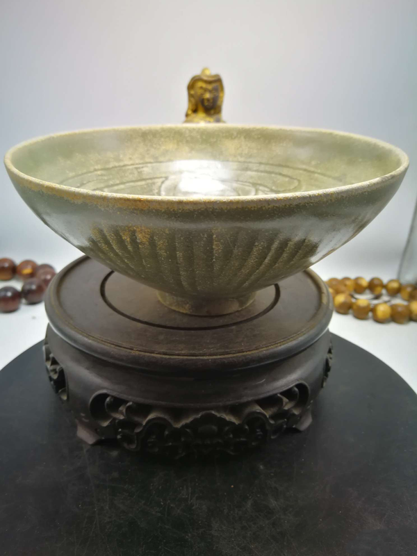 古玩陶瓷【北宋精品】同安窯珠光青瓷刻花碗拍賣(mài)，當(dāng)前價(jià)格2000元