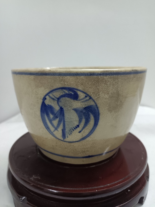 古玩轉(zhuǎn)賣團(tuán)鶴紋青花缸拍賣，當(dāng)前價(jià)格999元