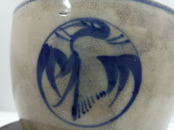 古玩陶瓷團(tuán)鶴紋青花缸拍賣(mài)，當(dāng)前價(jià)格500元
