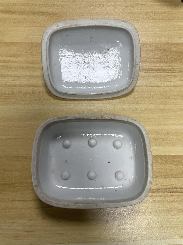 古玩陶瓷民國 精品粉彩花卉紋肥皂盒拍賣,當(dāng)前價格480元