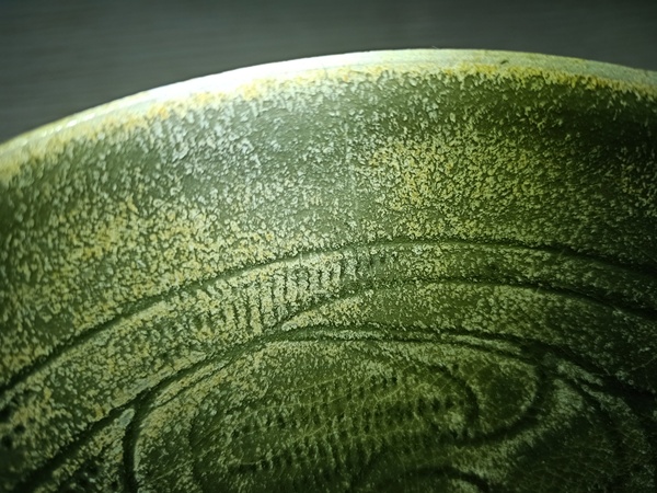 古玩陶瓷【北宋精品】同安窯珠光青瓷刻花碗拍賣(mài)，當(dāng)前價(jià)格2000元