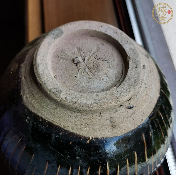 古玩陶瓷宋元·褐釉線條紋雙系罐真品鑒賞圖