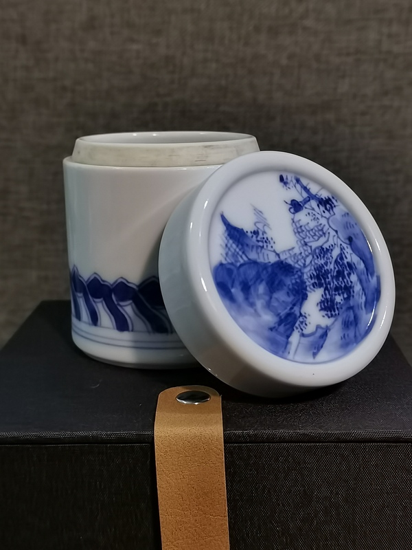古玩陶瓷【別致茶葉罐】民國仿晚清青花個人茶葉罐拍賣,當前價格500元