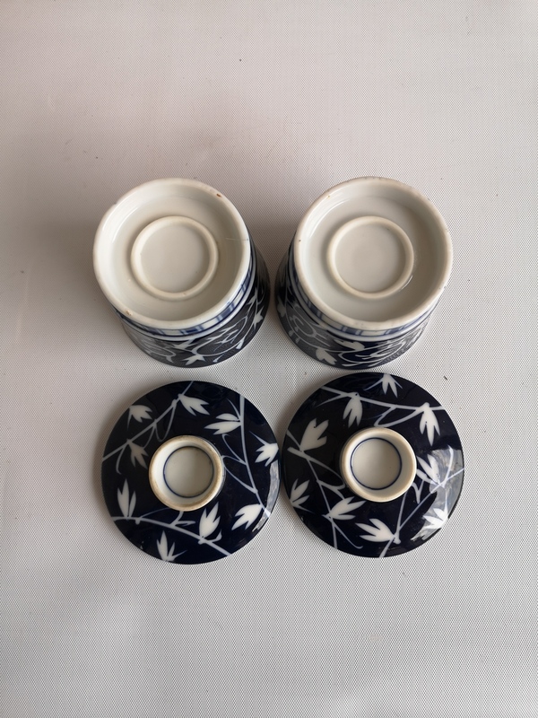 古玩陶瓷花卉紋蓋杯拍賣,當前價格220元