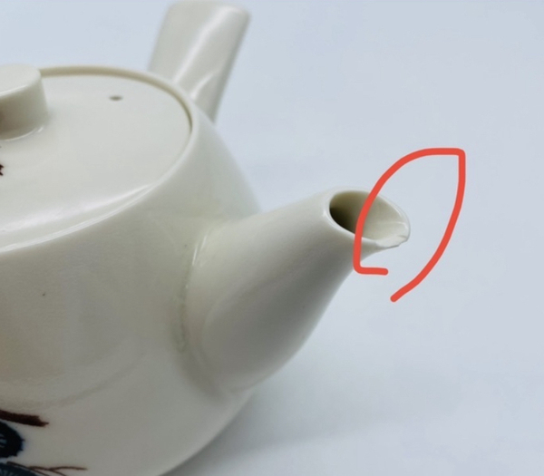 古玩陶瓷嬰戲紋側(cè)把壺拍賣,當(dāng)前價(jià)格298元