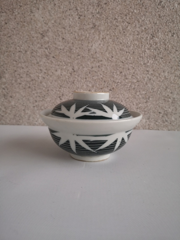 古玩陶瓷竹紋蓋碗拍賣,當前價格298元