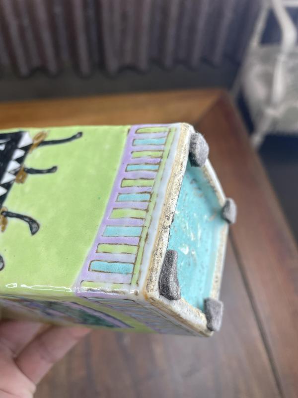 古玩陶瓷綠地粉彩博古紋方瓶一對拍賣,當前價格15000元