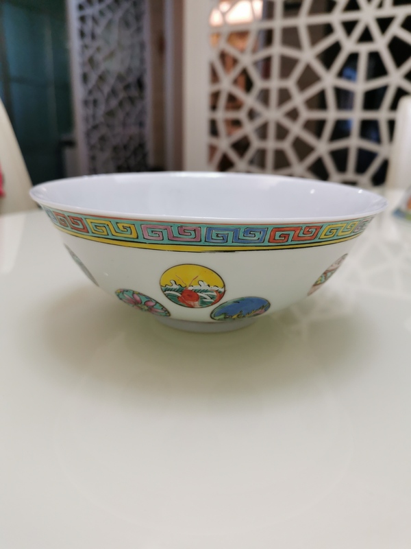 古玩陶瓷粉彩皮球花卉紋餐具十件套拍賣,當前價格18500元