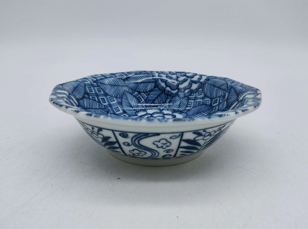 古玩陶瓷花卉紋器好折沿碗拍賣,當前價格198元
