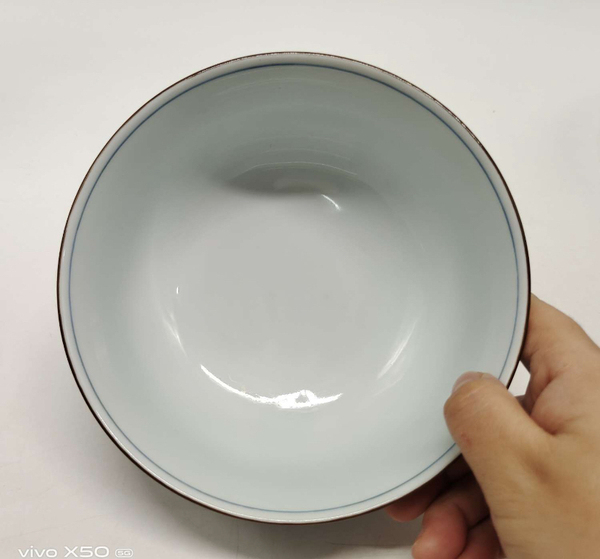 古玩陶瓷山水紋青花碗拍賣,當(dāng)前價(jià)格130元