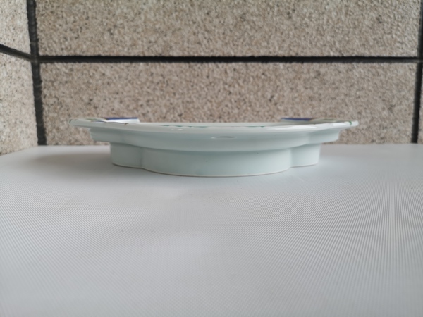 古玩陶瓷花卉紋盤拍賣,當前價格298元