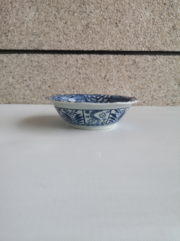 古玩陶瓷花卉紋器好折沿碗拍賣,當前價格198元