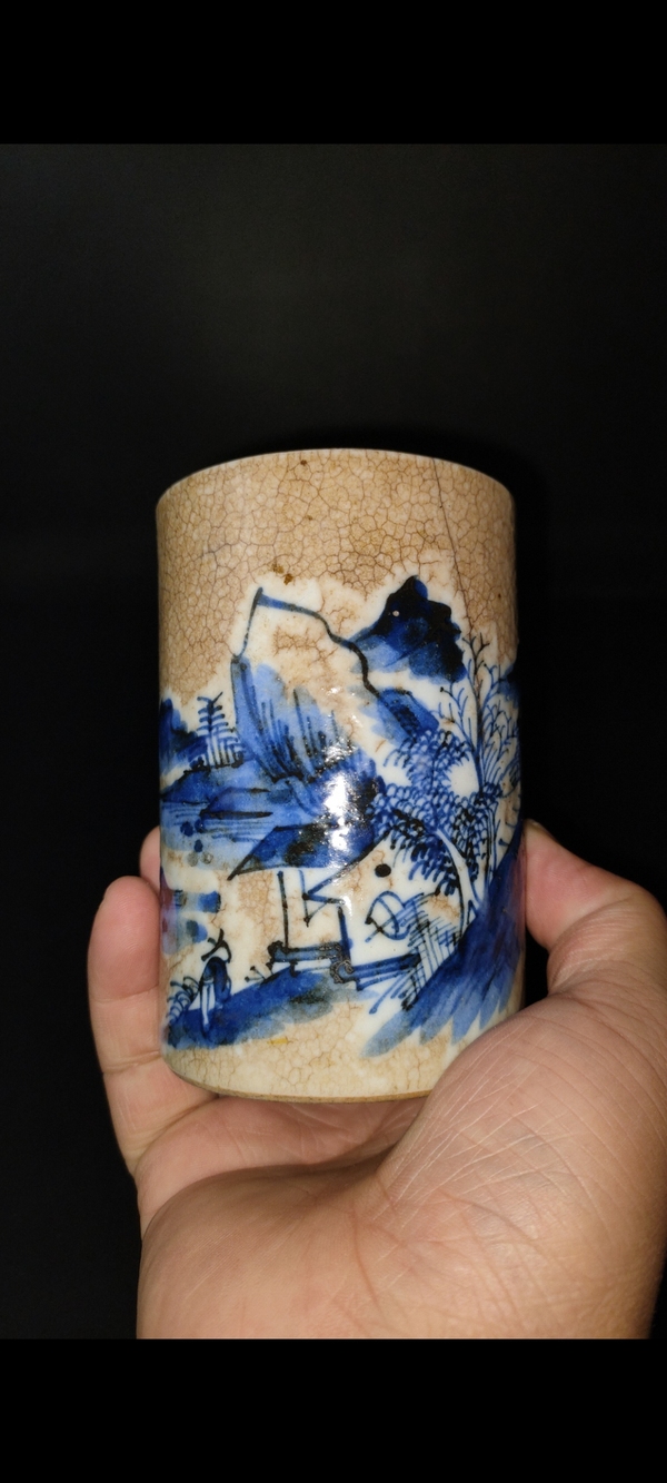 古玩转卖【清代】哥釉青花山水人物纹笔筒拍卖，当前价格1680元