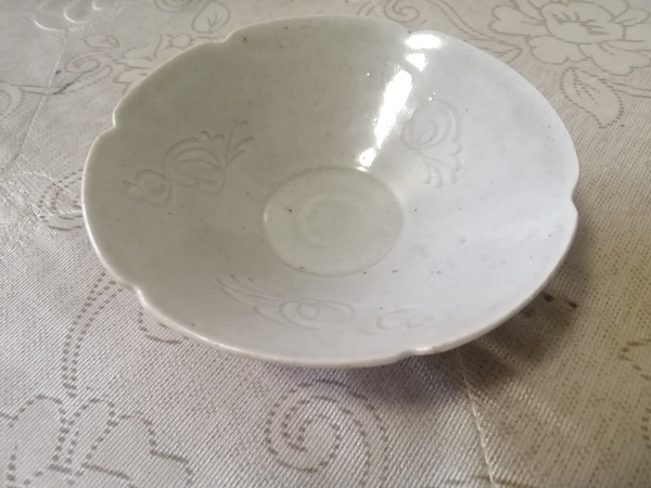 古玩陶瓷宋代·景德鎮窯青白釉刻花紋花口盞拍賣，當前價格6666元