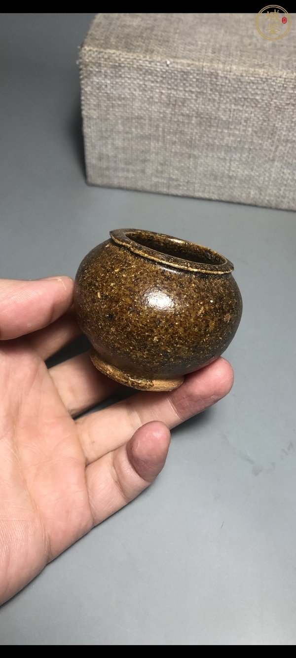 古玩陶瓷洪塘窯醬釉茶入真品鑒賞圖