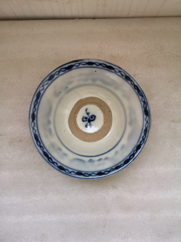 古玩陶瓷磁州窯青花花卉紋碗拍賣,當(dāng)前價格456元