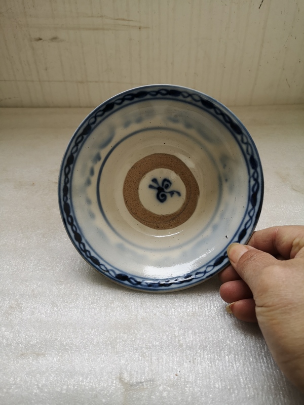 古玩陶瓷磁州窯青花花卉紋碗拍賣,當(dāng)前價格456元