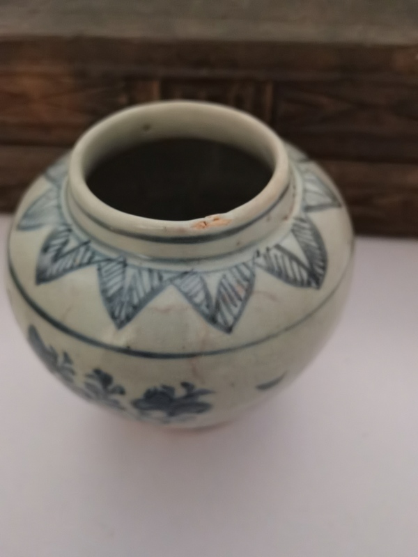 古玩陶瓷青花花卉紋蓋罐拍賣,當前價格5800元