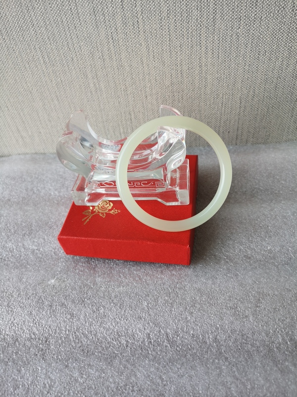 古玩玉器玉鐲子拍賣(mài),當(dāng)前價(jià)格850元