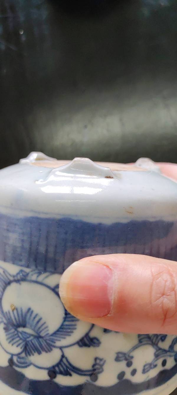 古玩陶瓷青花淡描花卉紋筒式爐拍賣,當前價格1200元