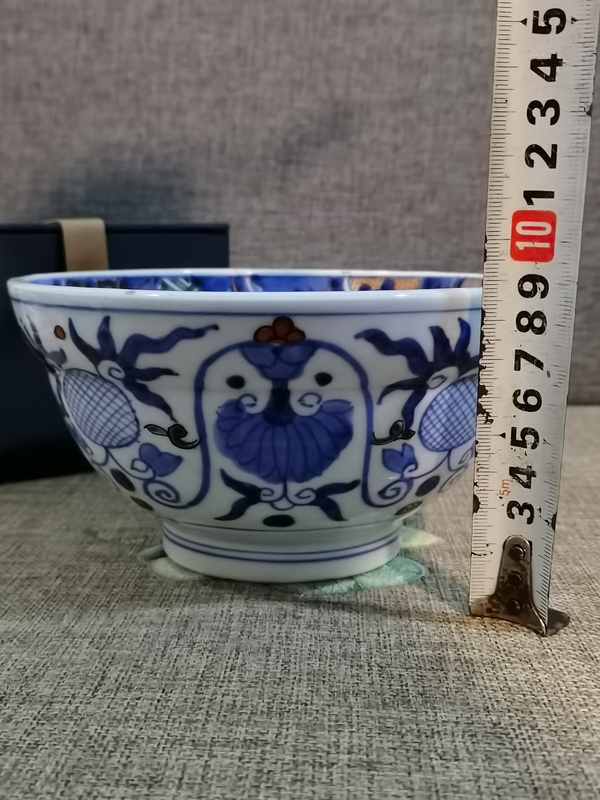 古玩陶瓷【精美大碗】民國青花加彩花卉碗拍賣,當前價格466元