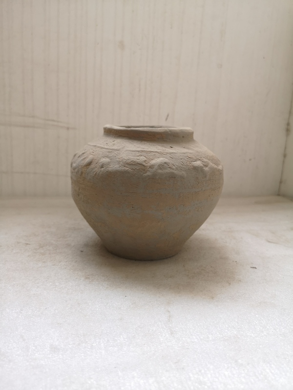 古玩陶瓷灰陶印跑獸紋罐拍賣,當前價格750元