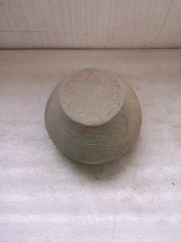 古玩陶瓷灰陶印跑獸紋罐拍賣,當前價格750元