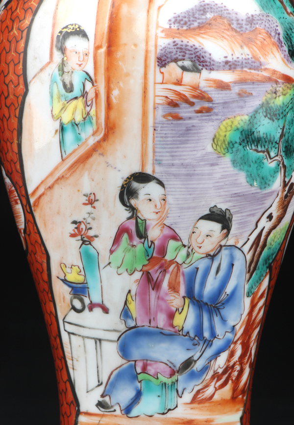 古玩陶瓷【5845-46】清乾隆??廣彩錦地開窗暗C宮圖蓋瓶一對拍賣,當前價格6800元
