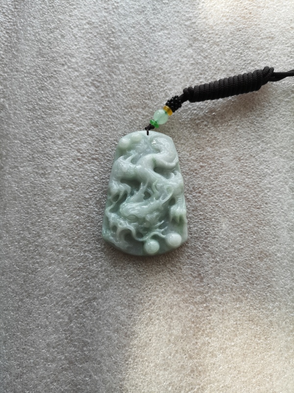 古玩玉器龍牌子拍賣,當前價格398元