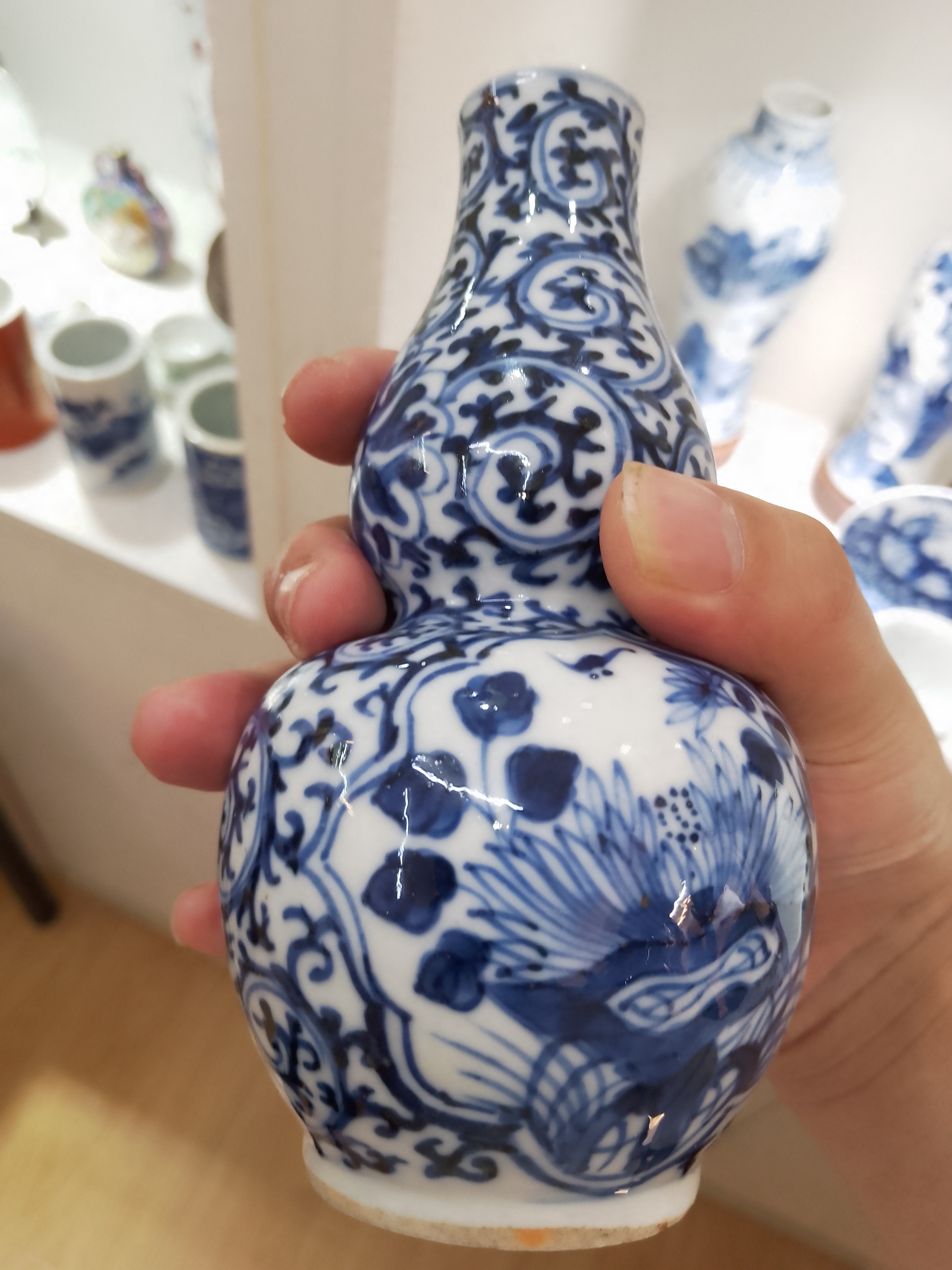 域鉴古玩】康熙年制款青花葫芦瓶鉴定结果_康熙年制款青花葫芦瓶真假鉴别