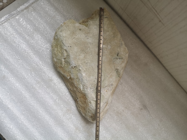 古玩玉器翡翠賭石拍賣,當前價格678元