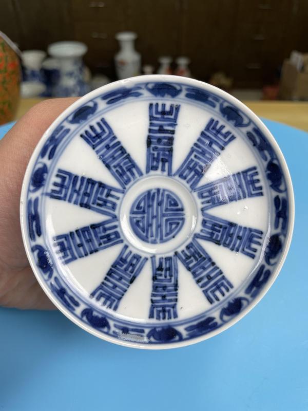 古玩陶瓷清光緒 二級(jí)官青花長(zhǎng)壽紋盤(pán)拍賣(mài),當(dāng)前價(jià)格1500元