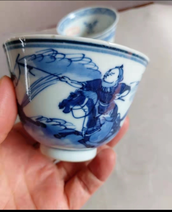 古玩陶瓷（清康熙精品）青花狩獵圖仰鐘杯拍賣，當前價格3800元