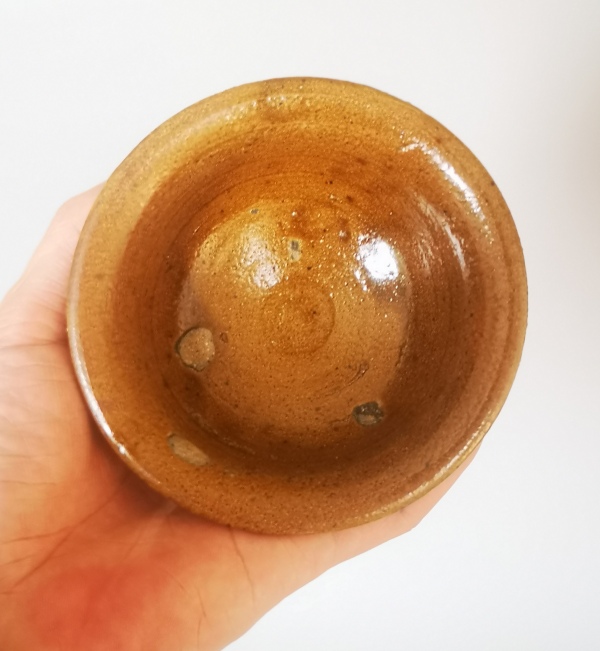 古玩陶瓷元末明初.紫金釉盏（约1368年制）拍卖，当前价格688元