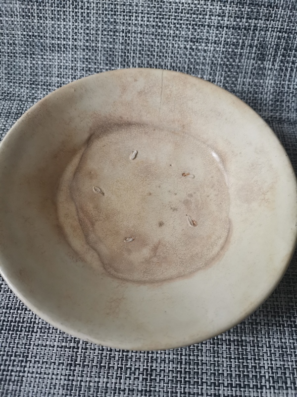 古玩陶瓷金元,河南窯口白釉盤拍賣,當前價格999元