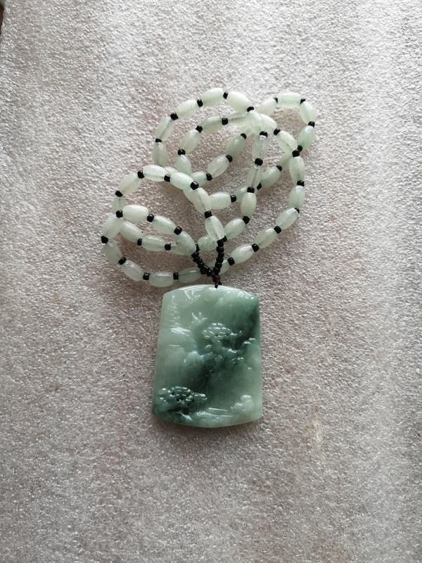 古玩玉器山水牌子拍賣,當前價格680元