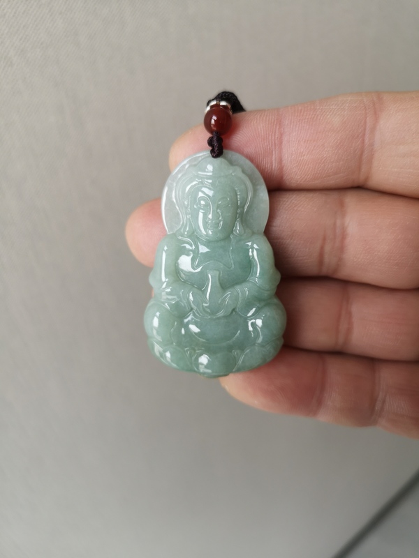 古玩玉器翡翠觀音拍賣，當(dāng)前價(jià)格580元