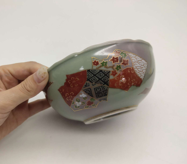 古玩陶瓷花口碗拍賣,當前價格135元