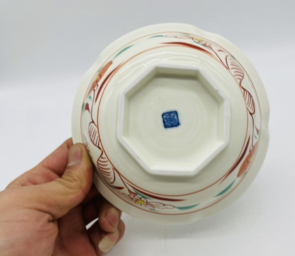 古玩陶瓷花卉紋五彩碗拍賣,當前價格150元
