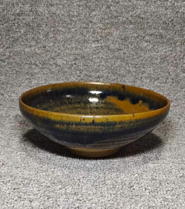 古玩陶瓷黒褐釉碗拍賣,當(dāng)前價(jià)格1698元