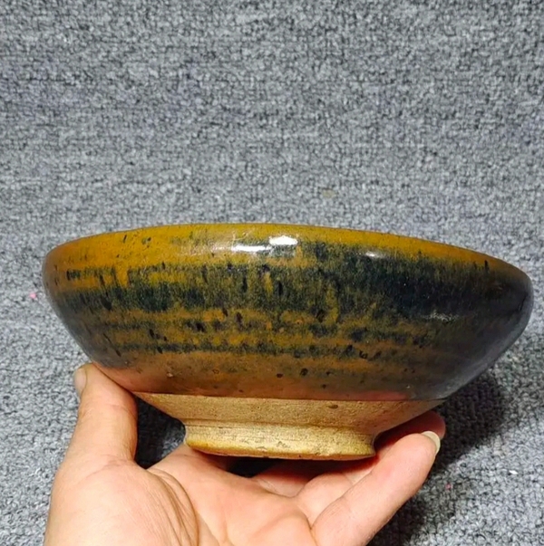 古玩陶瓷黒褐釉碗拍賣,當(dāng)前價(jià)格1698元