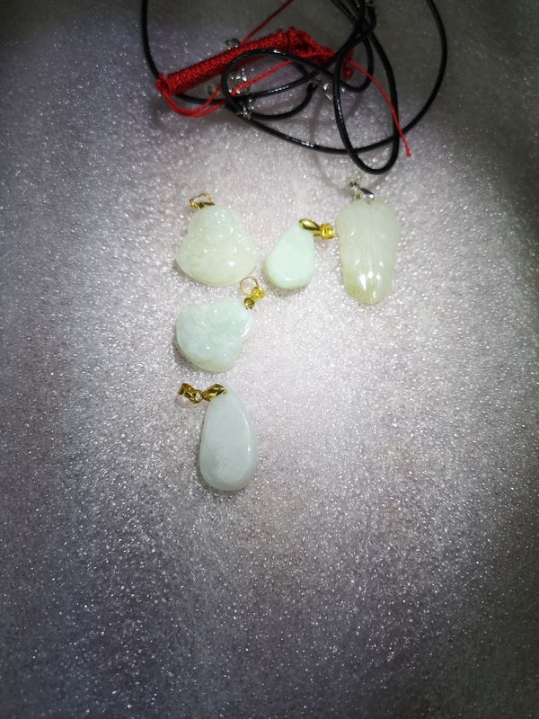 古玩玉器翡翠墜拍賣,當(dāng)前價格260元
