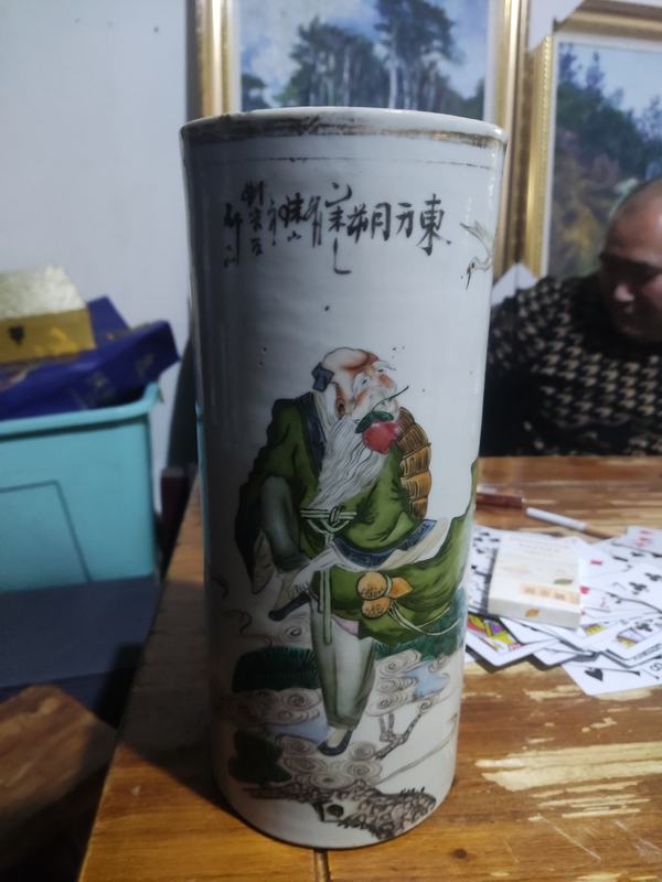 古玩陶瓷晚清東方朔偷桃帽筒拍賣,當(dāng)前價格3688元