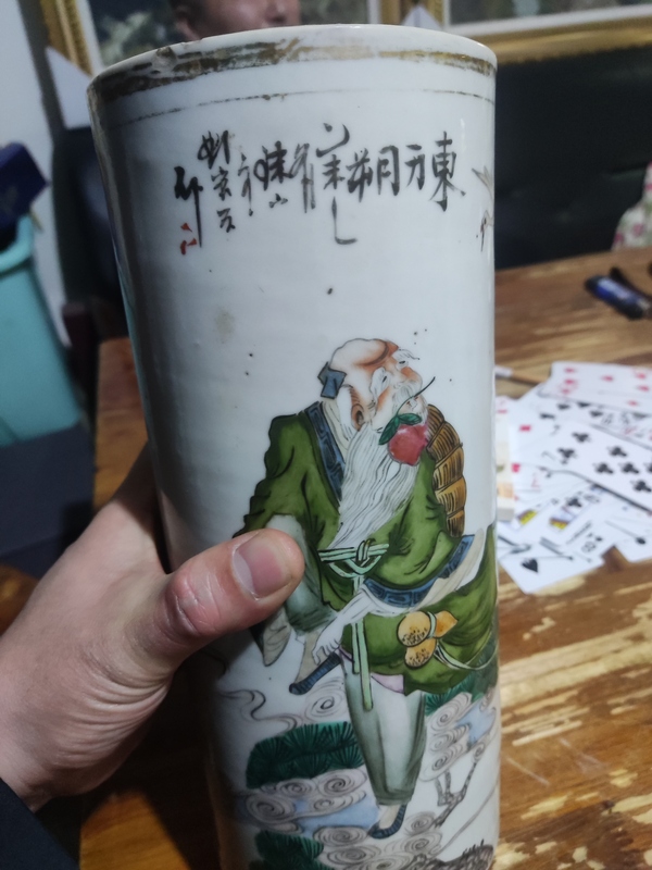 古玩陶瓷晚清東方朔偷桃帽筒拍賣,當(dāng)前價格3688元