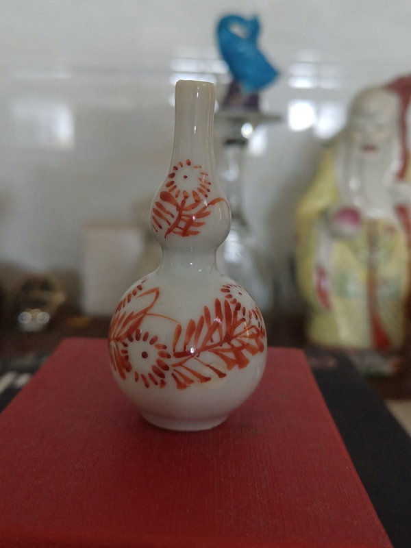 古玩陶瓷康熙礬紅花卉紋葫蘆瓶拍賣,當前價格888元