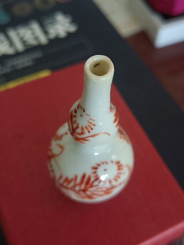 古玩陶瓷康熙礬紅花卉紋葫蘆瓶拍賣,當前價格888元