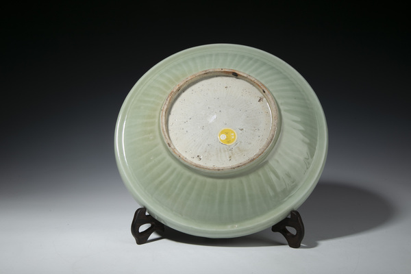 古玩陶瓷明晚·青釉壽字紋花口盤拍賣，當前價格15000元